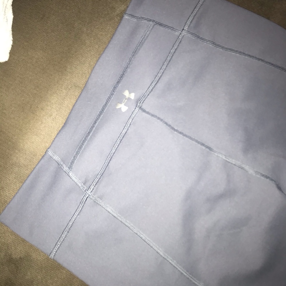 Grey Under Armour leggings 7/8 length